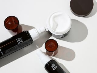 Cica Green Line [Toner, Serum, Cream] — 5점을 준 리뷰어가 2021년 8월 올린 사용 사진