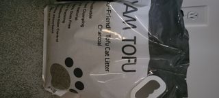 카미스쥬 KAMY 's ZOO I AM TOFU 프리미엄 천연 두부 고양이 쓰레기 숯 10LB — 5점을 준 리뷰어가 2021년 3월 올린 사용 사진
