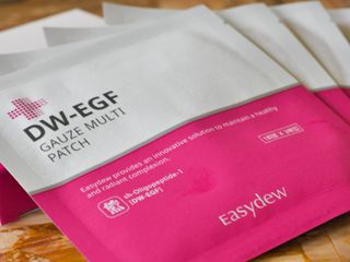 이지듀 DW-EGF 멀티 페이셜 시트 마스크 - 0.53 FL OZ 4EA — 2점을 준 리뷰어가 2021년 8월 올린 사용 사진