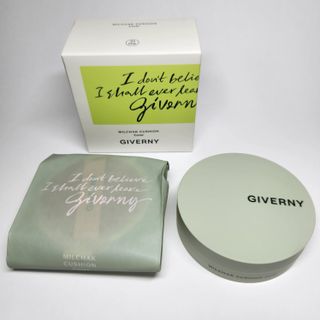 지베르니 밀착 커버 파운데이션 30ml + 밀착 커버 쿠션 본 제품 — 4점을 준 리뷰어가 2023년 9월 올린 사용 사진