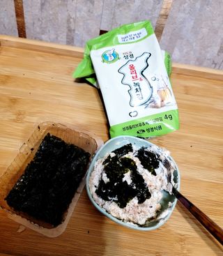 SUNG GYUNG Olive & Green Tea Seaweed Snack Pack of 16 — 5점을 준 리뷰어가 2024년 1월 올린 사용 사진