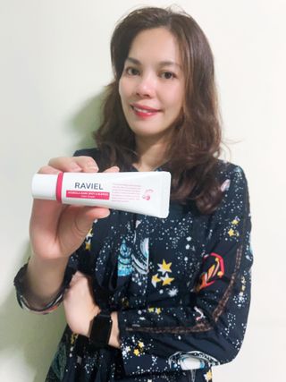 라비엘 아세로라 &amp; 스네일 뮤신 다크 스팟 케어 크림 1.7 fl oz (50ml), 스네일 뮤신 &amp; 히알루론산 — 5점을 준 리뷰어가 2022년 11월 올린 사용 사진
