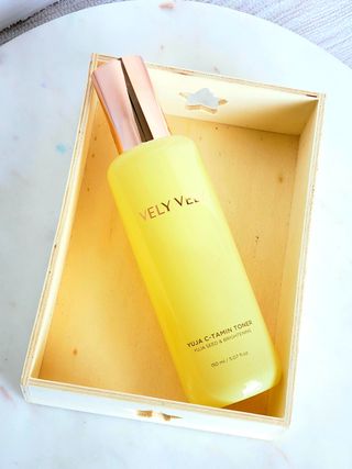 VELY VELY Yuja C-Tamin Toner — 5점을 준 리뷰어가 2021년 4월 올린 사용 사진