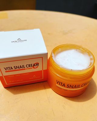 [THE SKIN HOUSE] Vita Snail Cream — 5점을 준 리뷰어가 2022년 11월 올린 사용 사진