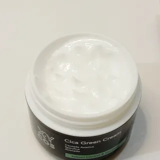 Cica Green Line [Toner, Serum, Cream] — 5점을 준 리뷰어가 2021년 8월 올린 사용 사진