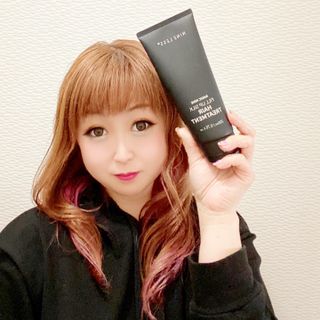 나인레스 매지나인 필 업 실크 트리트먼트 200ml 6.76 fl. 온스 유형에 남겨 — 5점을 준 리뷰어가 2022년 4월 올린 사용 사진