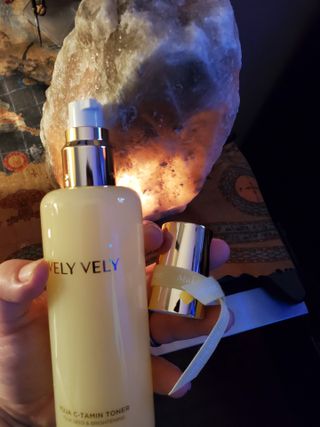 VELY VELY Yuja C-Tamin Serum — 5점을 준 리뷰어가 2021년 3월 올린 사용 사진