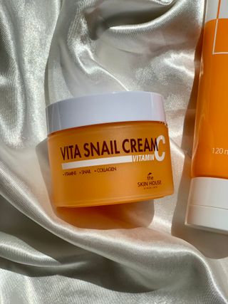 Vita Snail Trio Set [First Essence, Cream, Gel Cleanser] — 4점을 준 리뷰어가 2021년 8월 올린 사용 사진