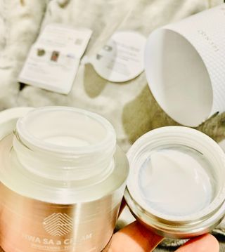CRE8SKIN(크리에이트스킨) 화사한크림 — 5점을 준 리뷰어가 2022년 4월 올린 사용 사진