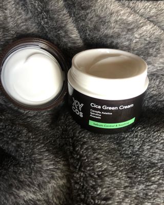 [XYCOS] Cica Green Cream (Vegan) — 5점을 준 리뷰어가 2022년 3월 올린 사용 사진