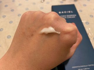 바시엘 BACIEL 바시엘 하이드라 베리어 시카 크림 — 5점을 준 리뷰어가 2021년 4월 올린 사용 사진