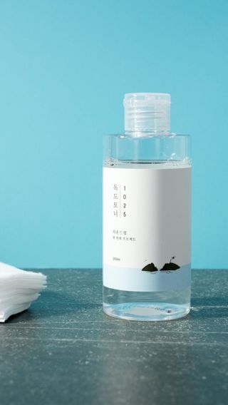 라운드 랩 1025 독도 토너 100ml — 5점을 준 리뷰어가 2021년 2월 올린 사용 사진
