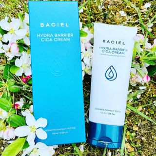 바시엘 BACIEL 바시엘 하이드라 베리어 시카 크림 — 5점을 준 리뷰어가 2021년 4월 올린 사용 사진