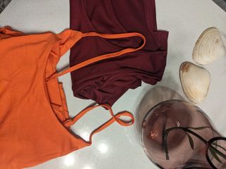 noflik 민소매 스트랩 블라우스-Dressy Tops Summer Spaghetti Strap Tank Tops — 5점을 준 리뷰어가 2021년 8월 올린 사용 사진