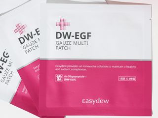 이지듀 DW-EGF 멀티 페이셜 시트 마스크 - 0.53 FL OZ 4EA — 4점을 준 리뷰어가 2021년 8월 올린 사용 사진