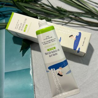 Round Lab Birch Juice Moisturizing Sunscreen — 5점을 준 리뷰어가 2024년 6월 올린 사용 사진