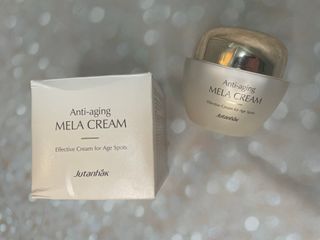 Jutanhak 안티에이징 멜라 크림 50ml / 1.69oz 잡티 &amp; 다크 스팟 케어 하이드레이팅 크림 — 5점을 준 리뷰어가 2022년 11월 올린 사용 사진