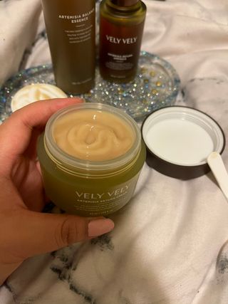 VELY VELY Artemisia Return Cream — 5점을 준 리뷰어가 2021년 4월 올린 사용 사진