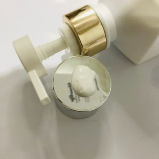 메디픽미 글로우업 인샤워 톤업밀크 300g 바디톤업크림 인샤워톤업 — 4점을 준 리뷰어가 2021년 12월 올린 사용 사진