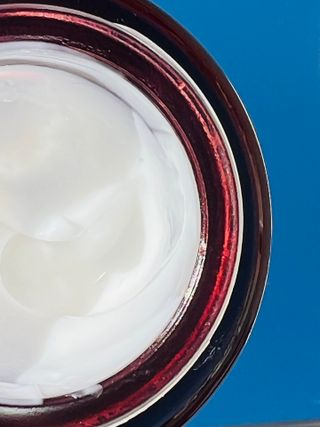 [The Skin House] Wrinkle Supreme Cream — 5점을 준 리뷰어가 2022년 11월 올린 사용 사진
