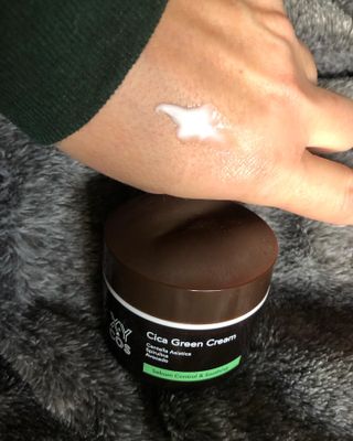 [XYCOS] Cica Green Cream (Vegan) — 5점을 준 리뷰어가 2022년 3월 올린 사용 사진
