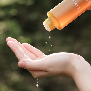 VELY VELY Artemisia Balance Essence — 5점을 준 리뷰어가 2021년 4월 올린 사용 사진
