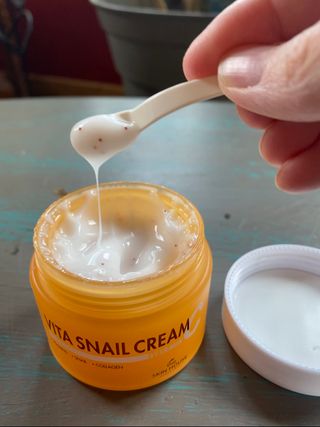 [THE SKIN HOUSE] Vita Snail Cream — 5점을 준 리뷰어가 2022년 2월 올린 사용 사진