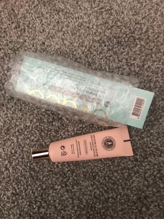 오바코 ovaco eye wrinkle smooth out serum — 4.5점을 준 리뷰어가 2022년 2월 올린 사용 사진