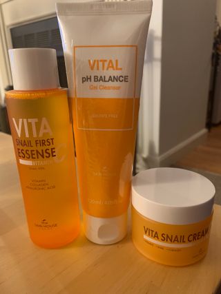 Vita Snail Trio Set [First Essence, Cream, Gel Cleanser] — 4점을 준 리뷰어가 2021년 9월 올린 사용 사진