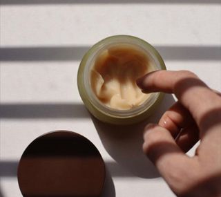 VELY VELY Artemisia Return Cream — 5점을 준 리뷰어가 2021년 4월 올린 사용 사진