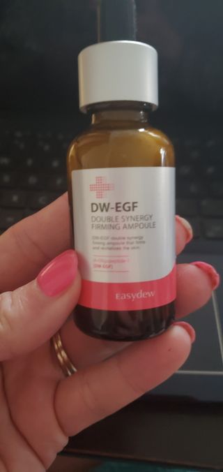 이지듀 Easydew DW-EGF 더블 시너지 퍼밍 앰플 30ml 1.01fl oz — 5점을 준 리뷰어가 2021년 8월 올린 사용 사진