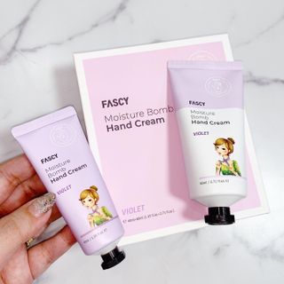 파시 FASCY 高保湿ハンドクリーム40ml+80ml セット — 4.5점을 준 리뷰어가 2021년 9월 올린 사용 사진