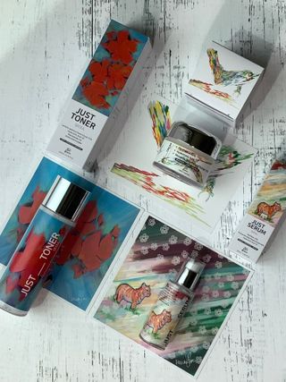 저스트 코스메틱 [JUST COSMETIC SKIN CARE SET] JUST TONER, JUST SERUM, JUST CREAM — 5점을 준 리뷰어가 2023년 5월 올린 사용 사진
