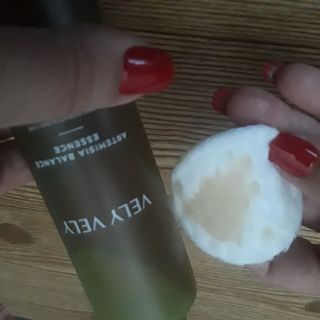 VELY VELY Artemisia Balance Essence — 4점을 준 리뷰어가 2021년 3월 올린 사용 사진