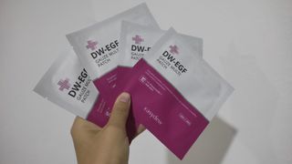 이지듀 DW-EGF 멀티 페이셜 시트 마스크 - 0.53 FL OZ 4EA — 5점을 준 리뷰어가 2021년 8월 올린 사용 사진