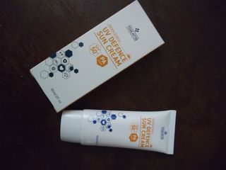 트리티스 US [TREATIS] UV Defence Sun Cream PA+++ / SPF50+ — 4.5점을 준 리뷰어가 2021년 3월 올린 사용 사진