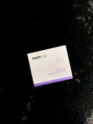 파시랩 USA_[FASCY LAB] 세라마이드 하이드레이팅 크림 — 5점을 준 리뷰어가 2021년 10월 올린 사용 사진
