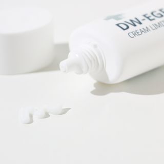 이지듀 DW-EGF 크림 리미티드 플러스 1.69 FL.Oz — 5점을 준 리뷰어가 2021년 9월 올린 사용 사진