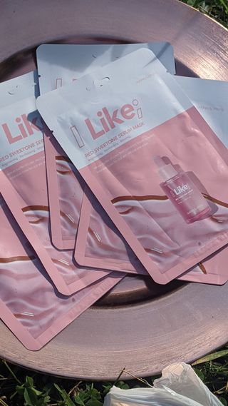 오드리앤영 아이 라이크 레드 스위트원 세럼  마스크 — 5점을 준 리뷰어가 2021년 7월 올린 사용 사진