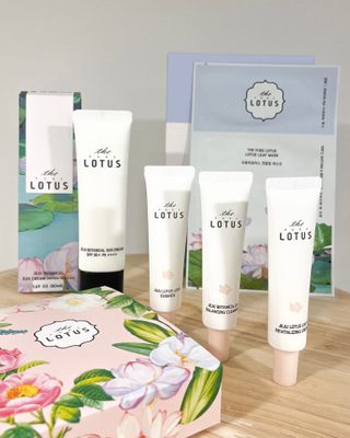 제주 보태니컬 선크림/더 퓨어 로터스 어메니티 세트/연꽃잎 마스크 - 진정 — 5점을 준 리뷰어가 2022년 8월 올린 사용 사진