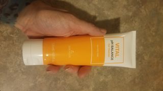 [THE SKIN HOUSE] Vital pH Balance Gel Cleanser — 5점을 준 리뷰어가 2022년 2월 올린 사용 사진