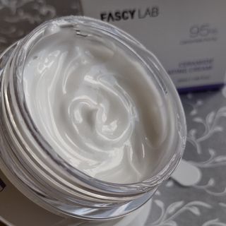 파시랩 USA_[FASCY LAB] 세라마이드 하이드레이팅 크림 — 5점을 준 리뷰어가 2021년 9월 올린 사용 사진
