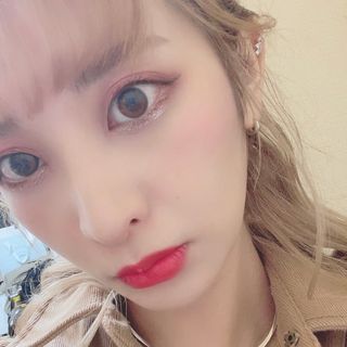하트퍼센트 Heart Percent Dote on Mood Eye Palette CHERRY-LIKE FACETS — 5점을 준 리뷰어가 2021년 11월 올린 사용 사진