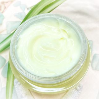VELY VELY Yuja C-tamin Cream — 5점을 준 리뷰어가 2021년 4월 올린 사용 사진