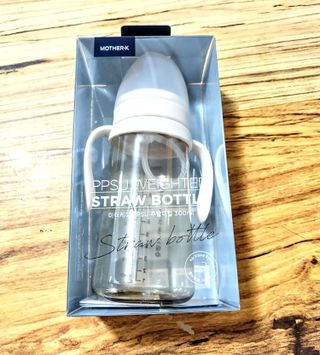 마더케이 -[MOTHER-K] Sippy Cup with Weighted Straw — 5점을 준 리뷰어가 2023년 8월 올린 사용 사진