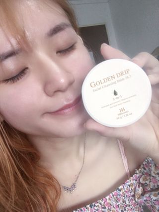 레베코코 골든드립 페이셜 클렌징 밤 26.5 Singapore — 5점을 준 리뷰어가 2021년 8월 올린 사용 사진