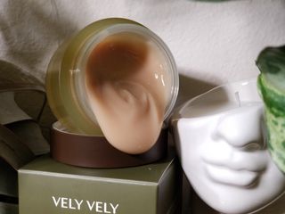 VELY VELY Artemisia Return Cream — 5점을 준 리뷰어가 2021년 4월 올린 사용 사진