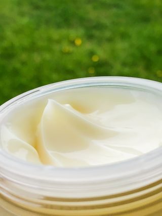 VELY VELY Yuja C-tamin Cream — 3.5점을 준 리뷰어가 2021년 5월 올린 사용 사진