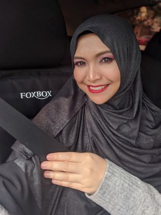 폭스박스 [FOXBOX] 하드 보드와 두꺼운 패딩 메모리 폼이 적용된 FOXBOX 차량용 시트 프로텍터 — 5점을 준 리뷰어가 2021년 2월 올린 사용 사진
