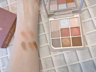 하트퍼센트 Heart Percent Dote on Mood Eye Palette CHERRY-LIKE FACETS — 5점을 준 리뷰어가 2021년 11월 올린 사용 사진